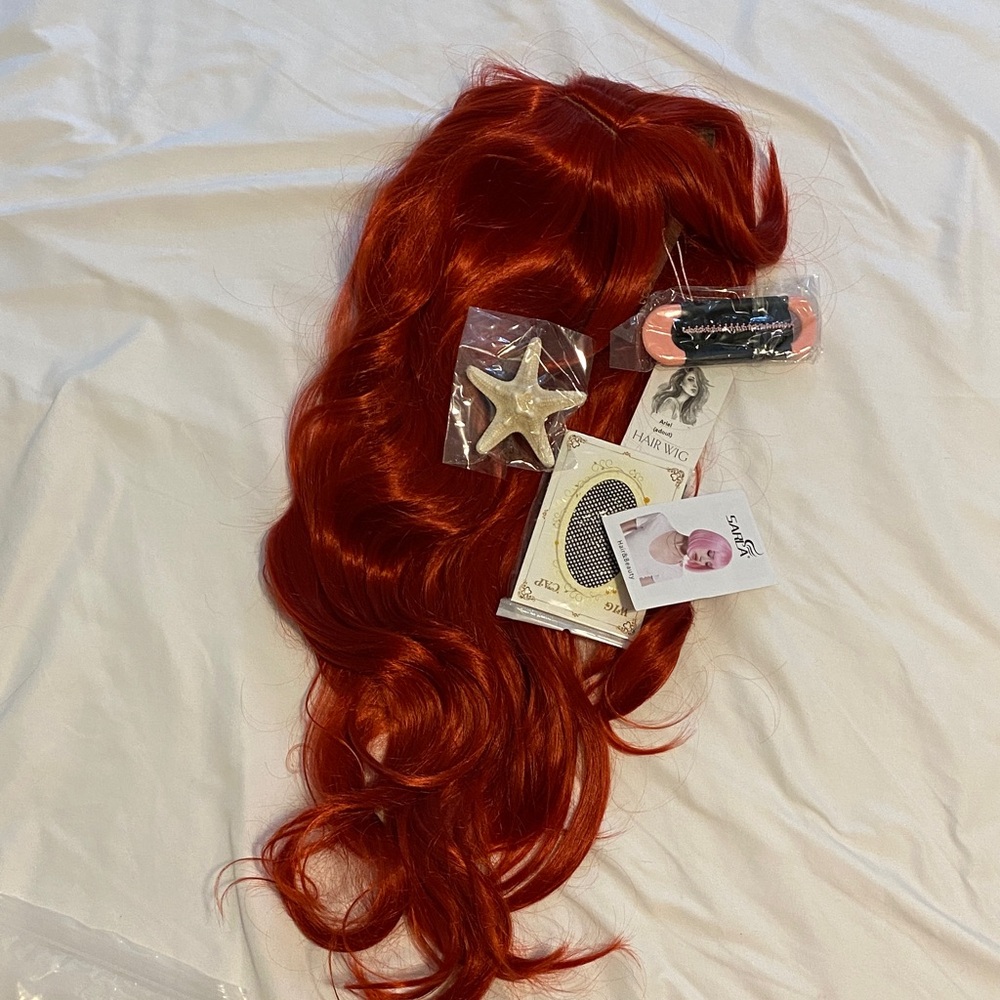 Vibrant Red Long Wavy Wig - Picture 3 of 3